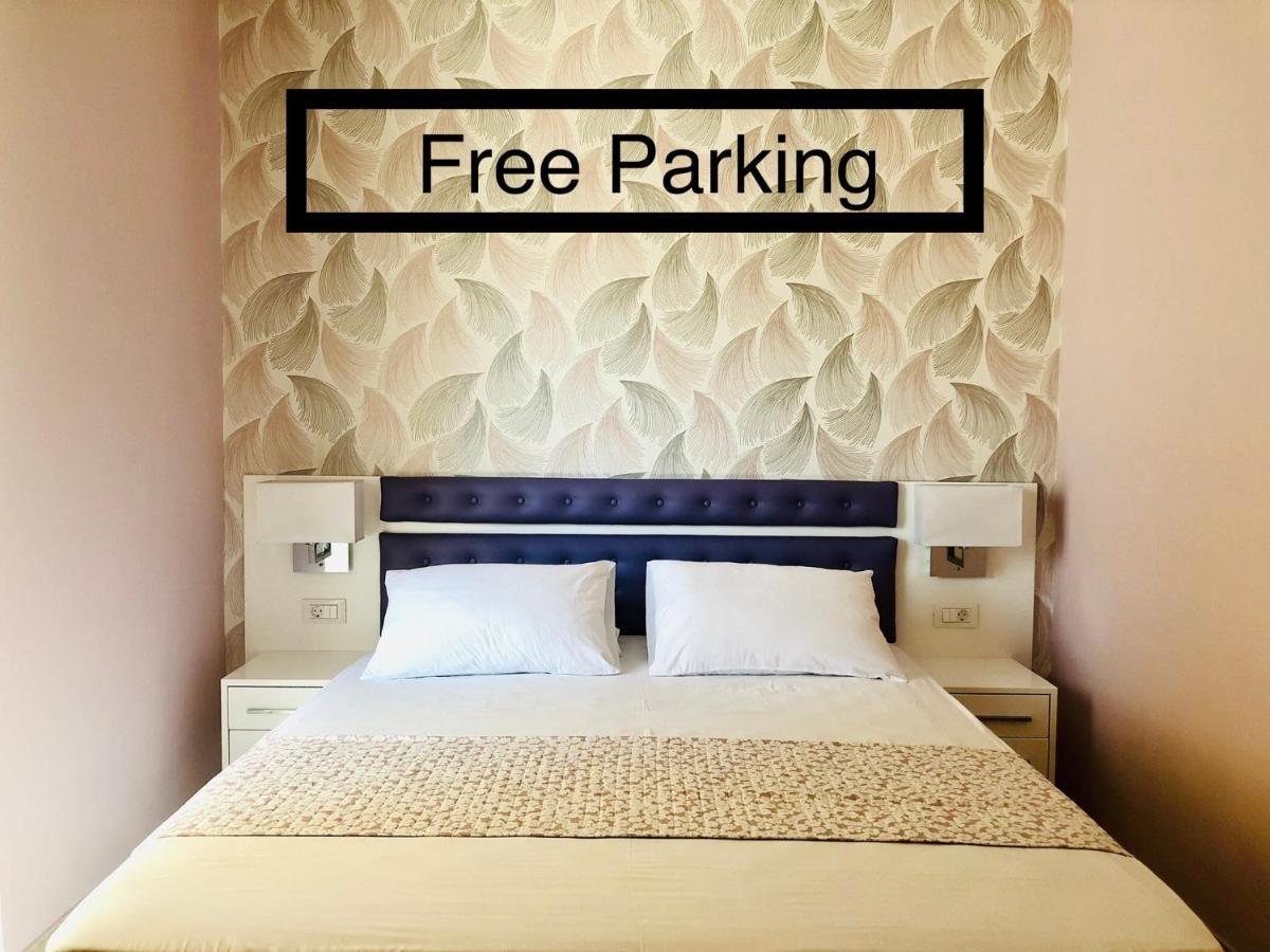 Lovely Apartments Патра Екстериор снимка