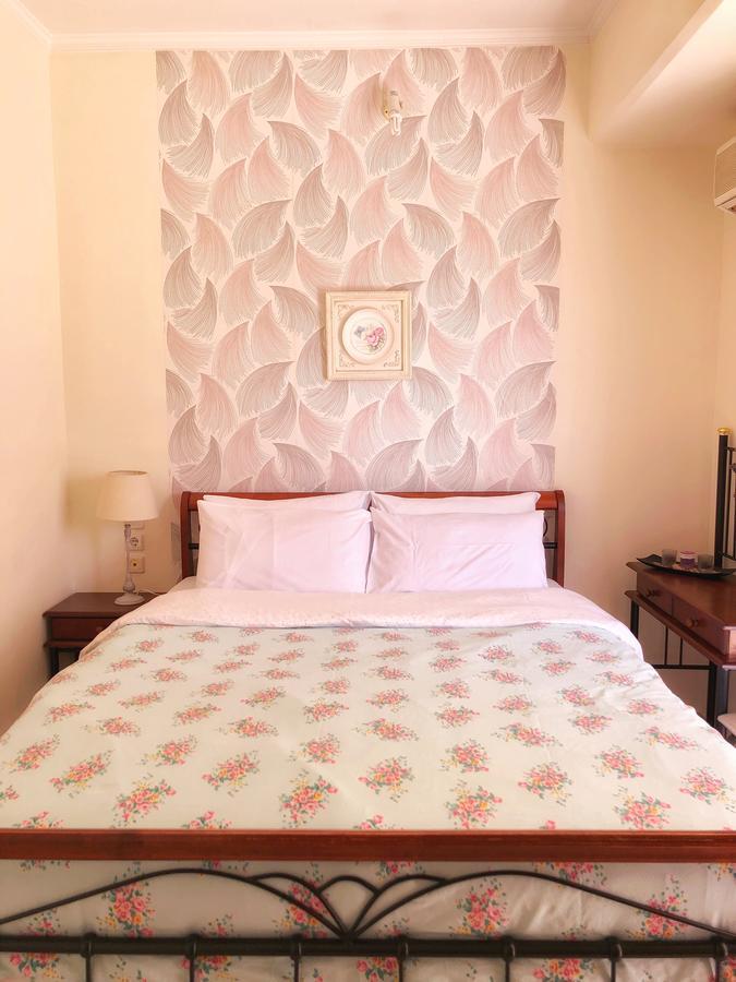 Lovely Apartments Патра Екстериор снимка